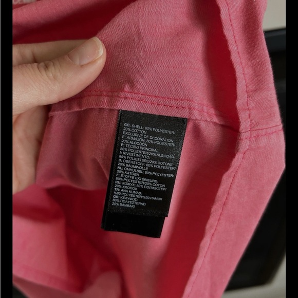 The North Face TNF Woven BB Tank Women’s Small Pink Red NEW $45 Outdoor Logo - Picture 2 of 8